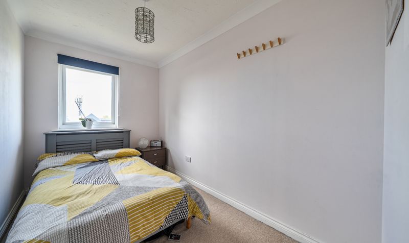 Farriers Road, Epsom, KT17