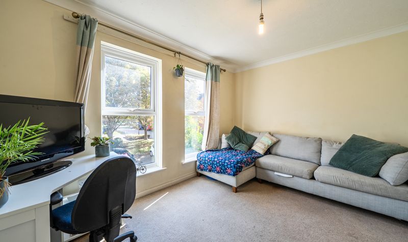 Farriers Road, Epsom, KT17