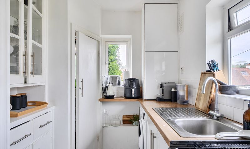 Manor Green Road, Epsom, KT19