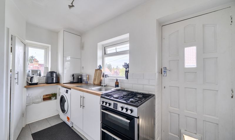 Manor Green Road, Epsom, KT19