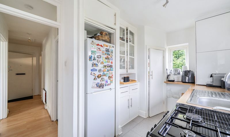 Manor Green Road, Epsom, KT19