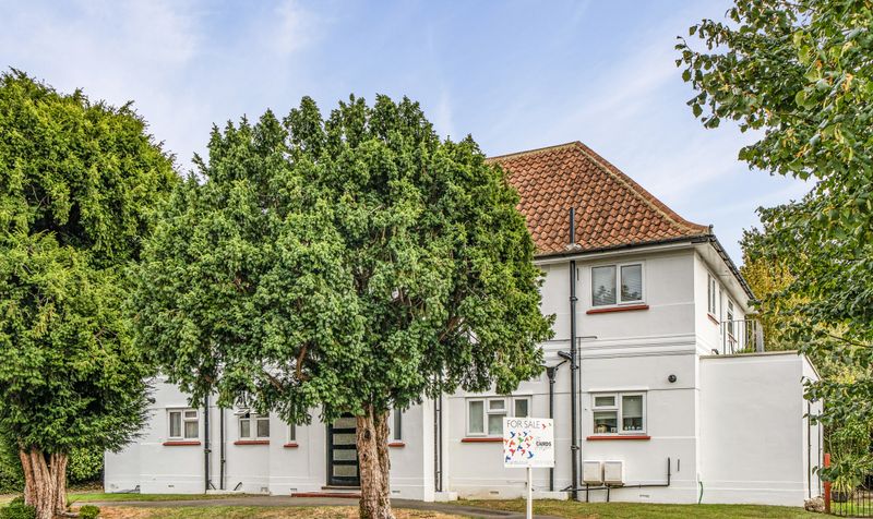 Manor Green Road, Epsom, KT19