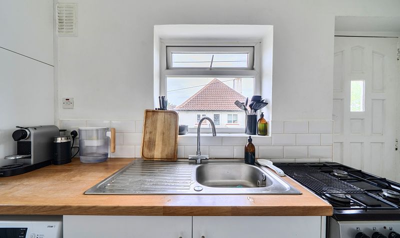 Manor Green Road, Epsom, KT19