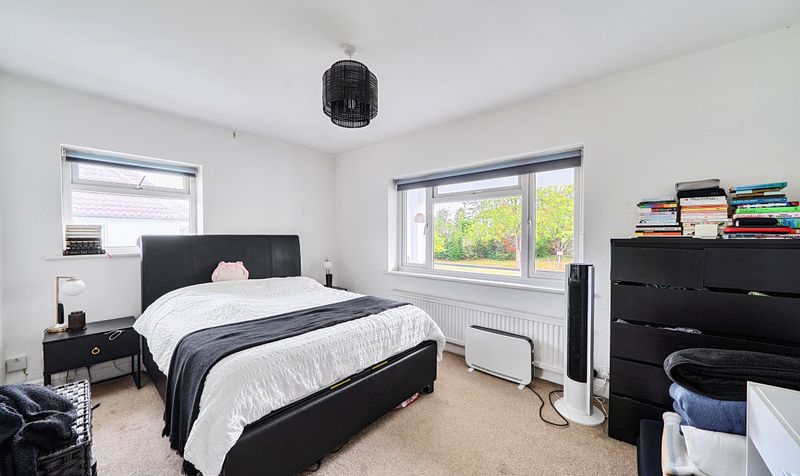 Manor Green Road, Epsom, KT19