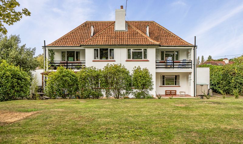 Manor Green Road, Epsom, KT19