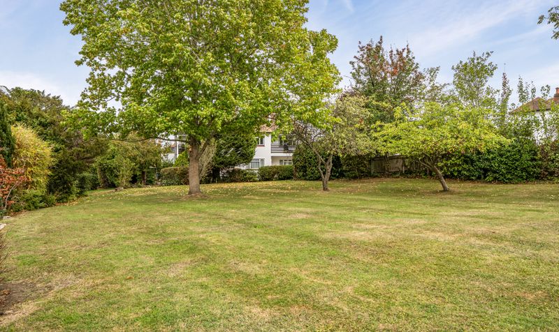 Manor Green Road, Epsom, KT19