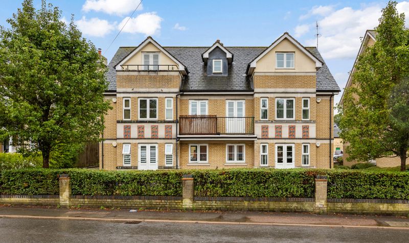 2 Bedroom Apartment For Sale &ndash; Coopers Court, Shefford, SG17