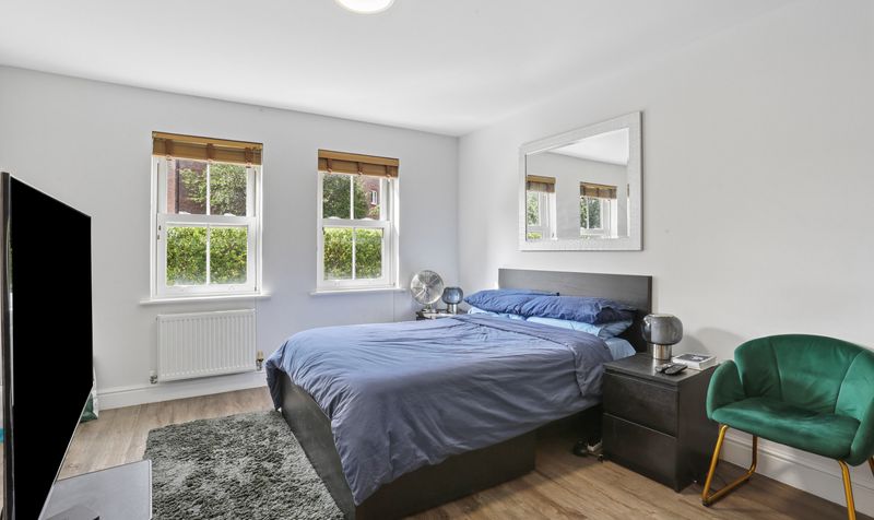 Eastman Way, Epsom, KT19