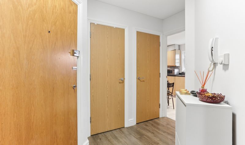 Eastman Way, Epsom, KT19