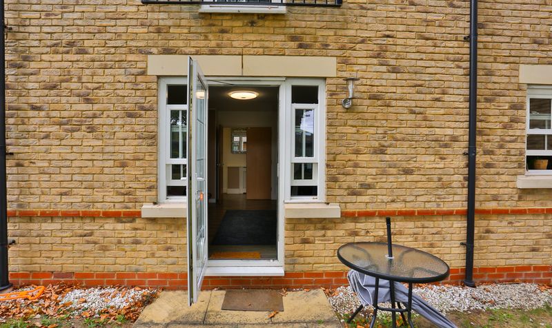 Eastman Way, Epsom, KT19