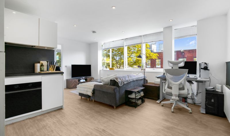 The Street, Ashtead, KT21