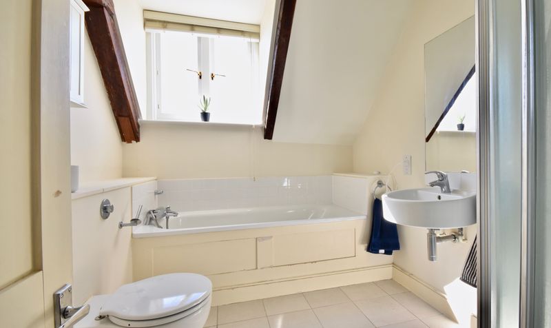 Parkers Lane, Ashtead, KT21