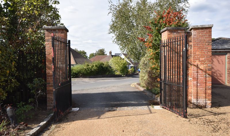 Parkers Lane, Ashtead, KT21
