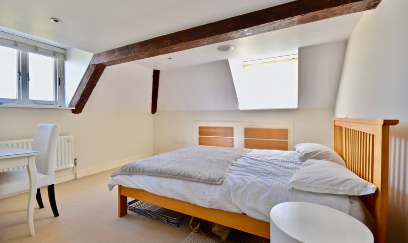 Parkers Lane, Ashtead, KT21