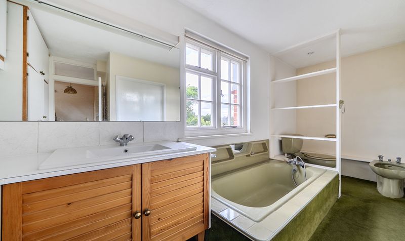 Oakfield Road, Ashtead, KT21