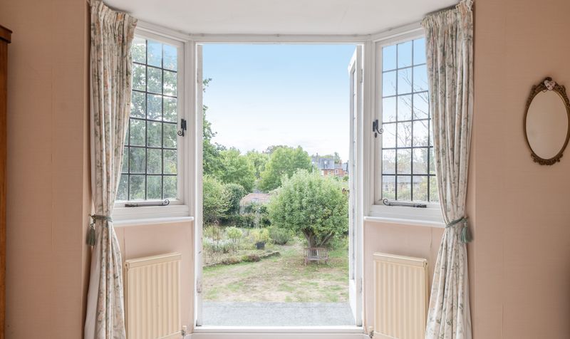 Oakfield Road, Ashtead, KT21