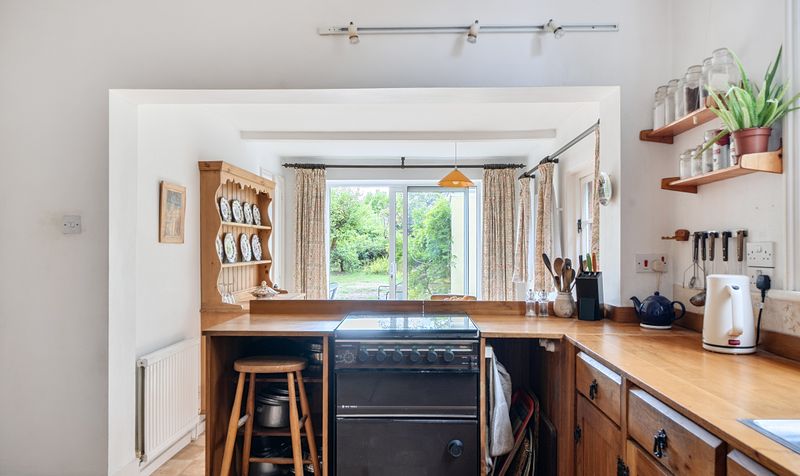 Oakfield Road, Ashtead, KT21