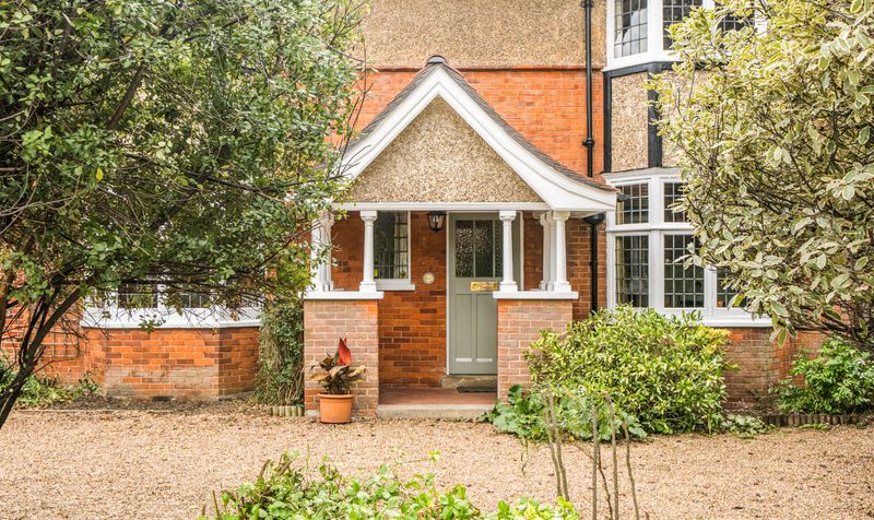 Oakfield Road, Ashtead, KT21