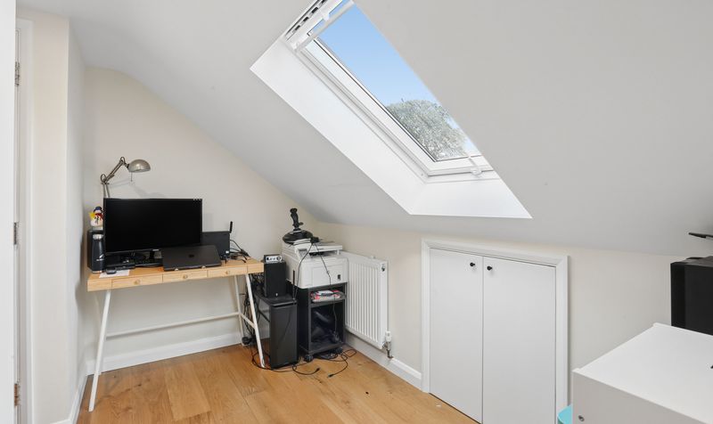Barons Hurst, Epsom, KT18