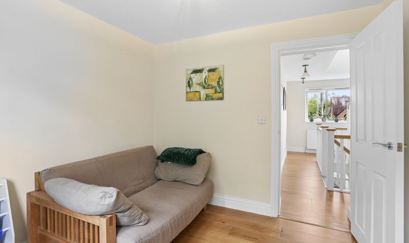 Barons Hurst, Epsom, KT18
