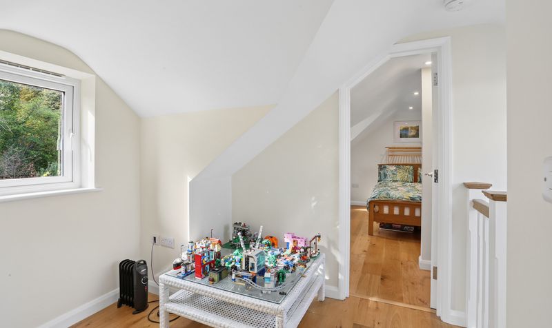 Barons Hurst, Epsom, KT18