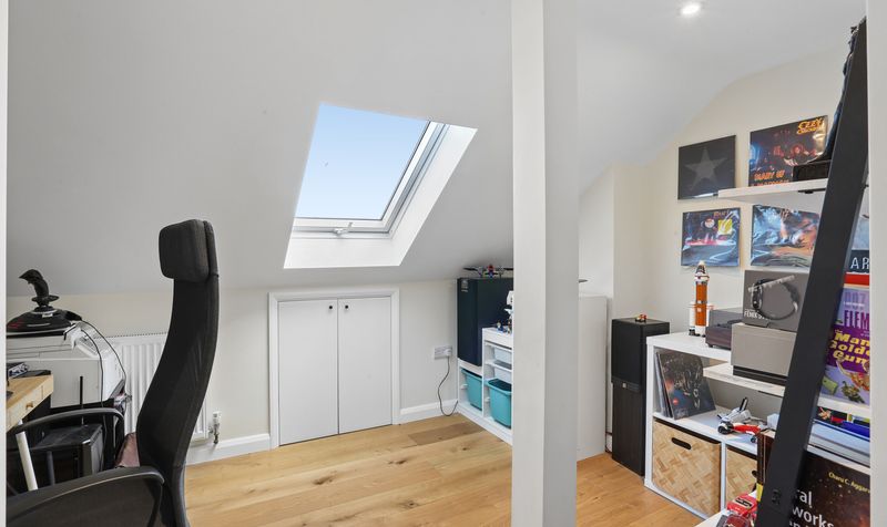 Barons Hurst, Epsom, KT18