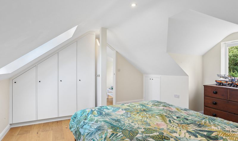 Barons Hurst, Epsom, KT18