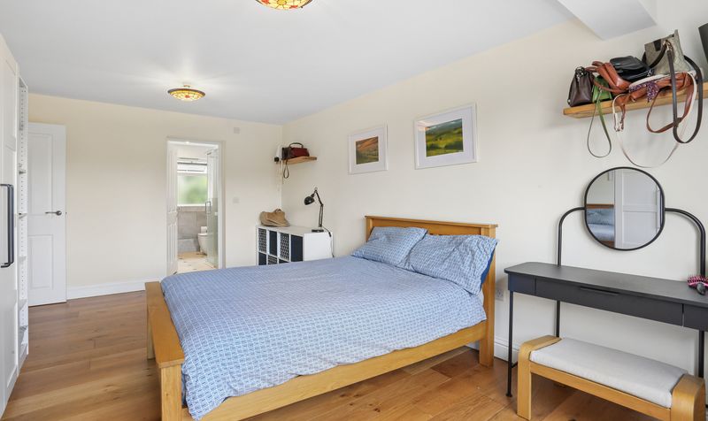 Barons Hurst, Epsom, KT18