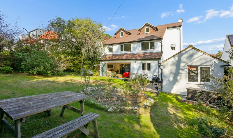 Barons Hurst, Epsom, KT18