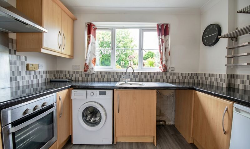 Yeomanry Close, Epsom, KT17