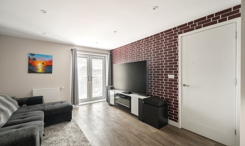 Thornton Close, Juniper House, KT22