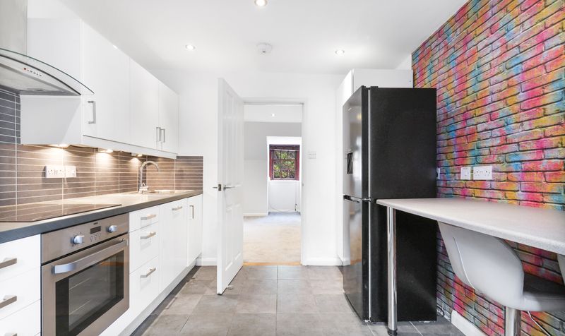 South Street, Epsom, KT18