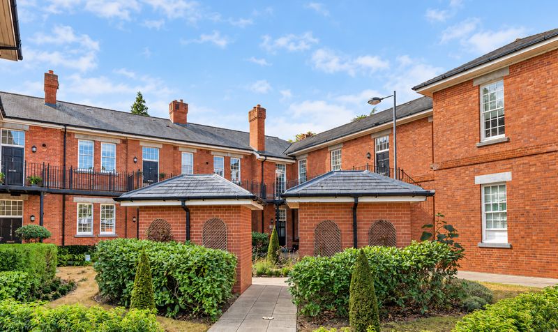 Glanville Way, Epsom, KT19