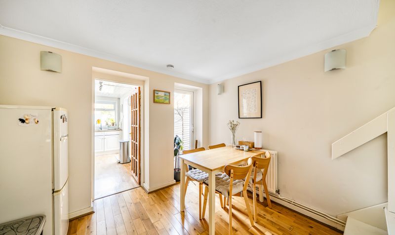 Middle Road, Leatherhead, KT22