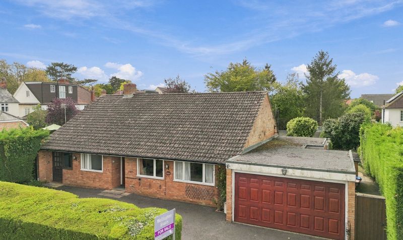 3 Bedroom Bungalow For Sale &ndash; Bearton Green, Hitchin, SG5