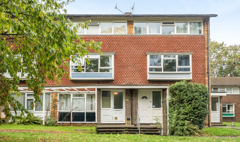 Grove Avenue, Epsom, KT17