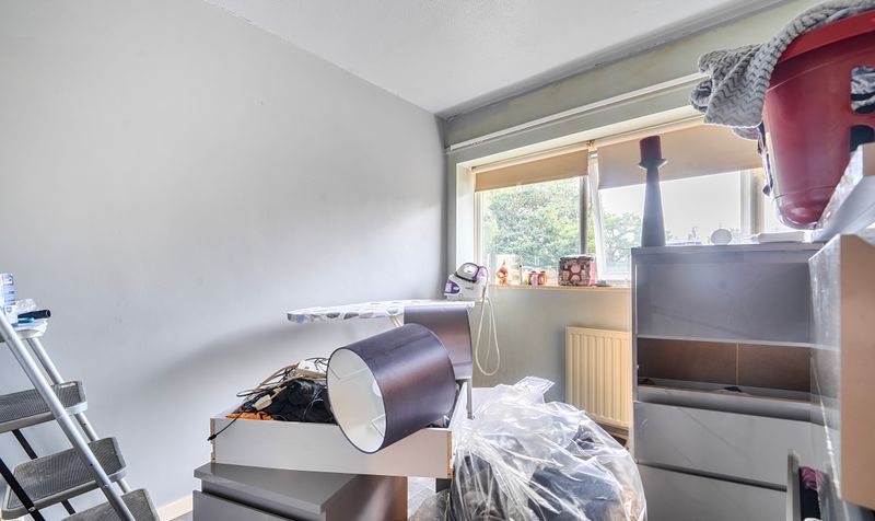 Grove Avenue, Epsom, KT17