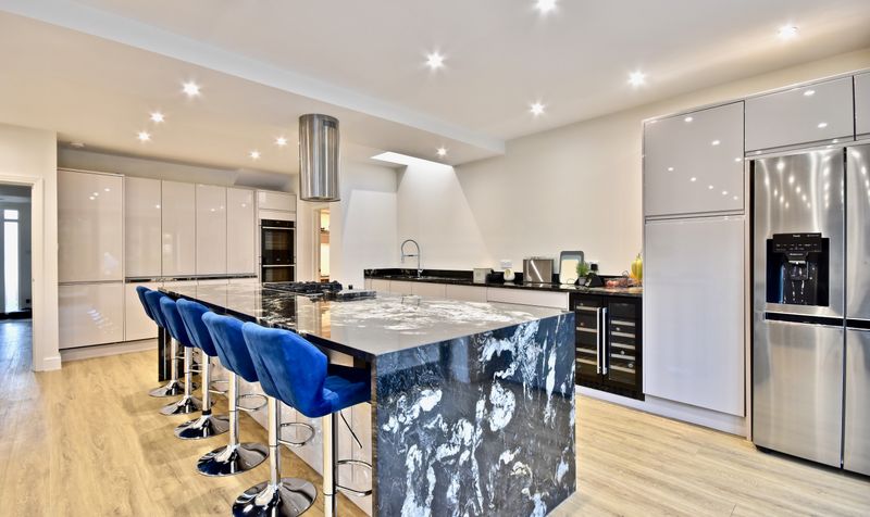 Links Road, Ashtead, KT21