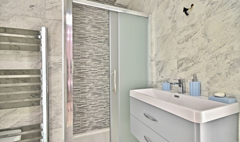 Links Road, Ashtead, KT21