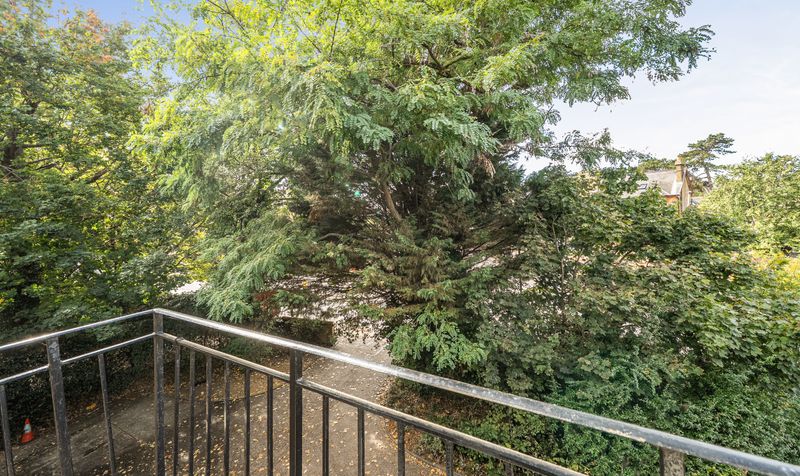 Ashley Road, Epsom, KT18