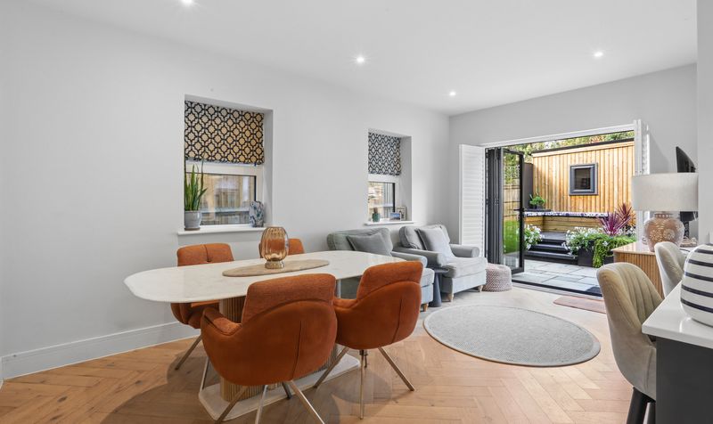 Brunswick Close, Epsom, KT17