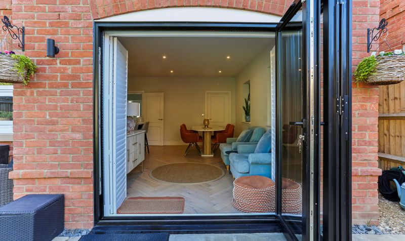 Brunswick Close, Epsom, KT17