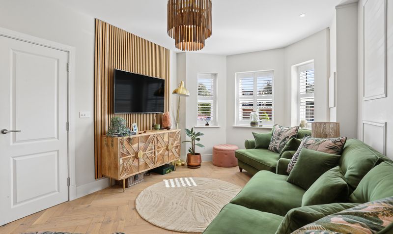 Brunswick Close, Epsom, KT17