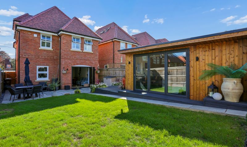 Brunswick Close, Epsom, KT17