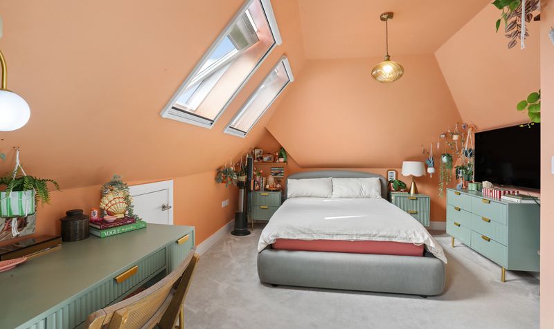 Brunswick Close, Epsom, KT17