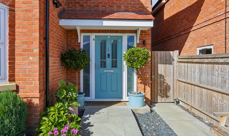 Brunswick Close, Epsom, KT17