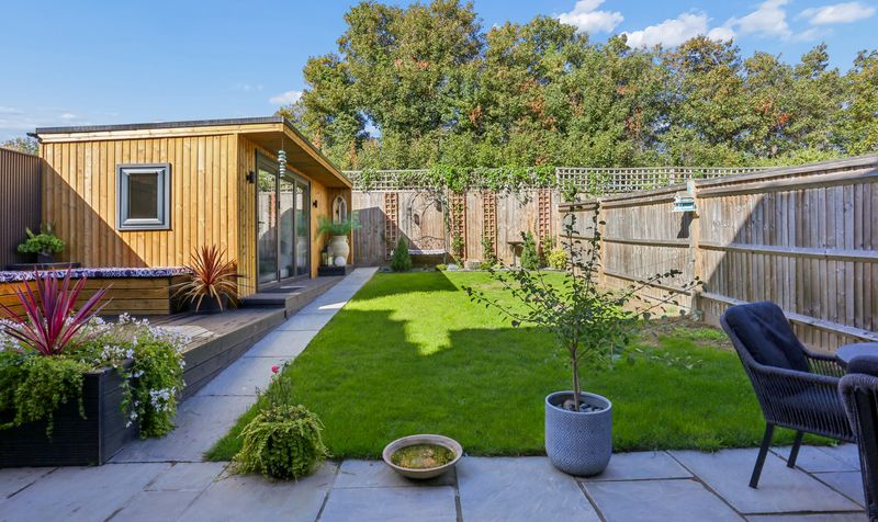 Brunswick Close, Epsom, KT17