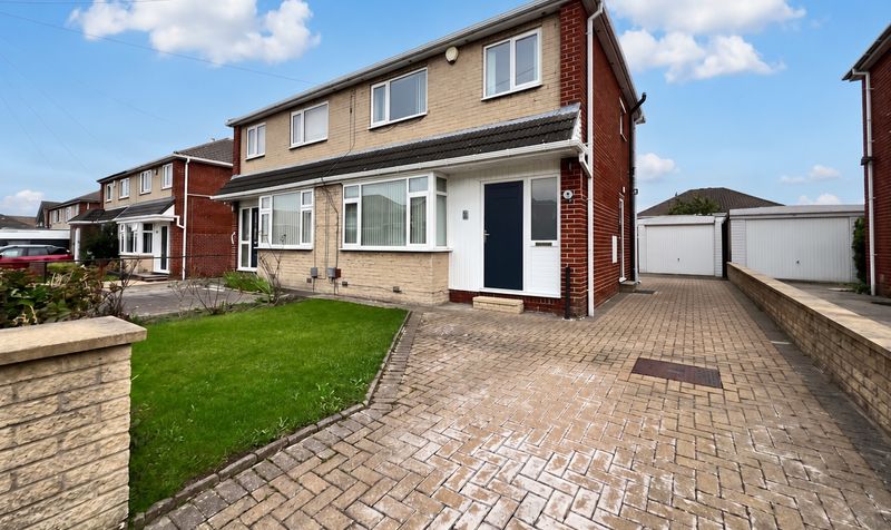 Rydal Drive, Huddersfield, HD5