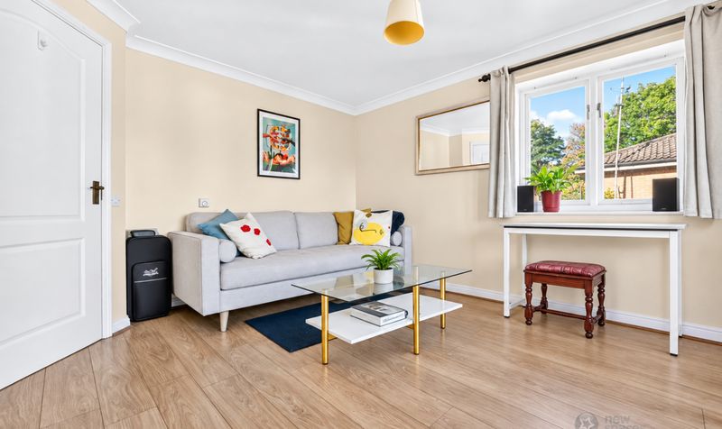 Shalbourne Square, London, E9