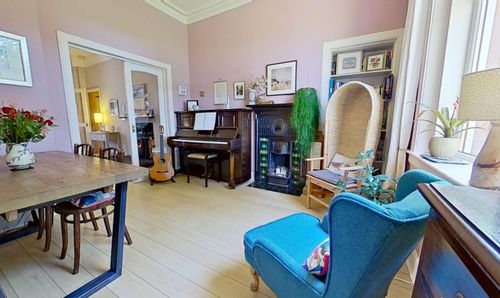Room Photo